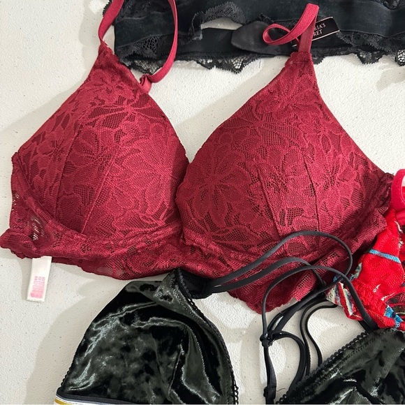 Victoria secret bundle 4 bralettes 1 lingerie gutter new - Picture 6 of 12